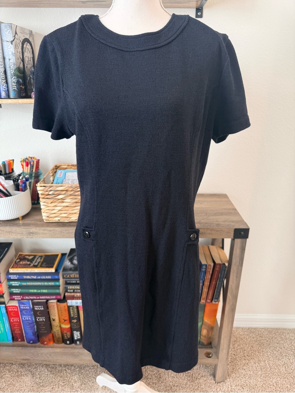 St. John Collection Santana Knit Black Short Sleeve Sheath Dress in size 14